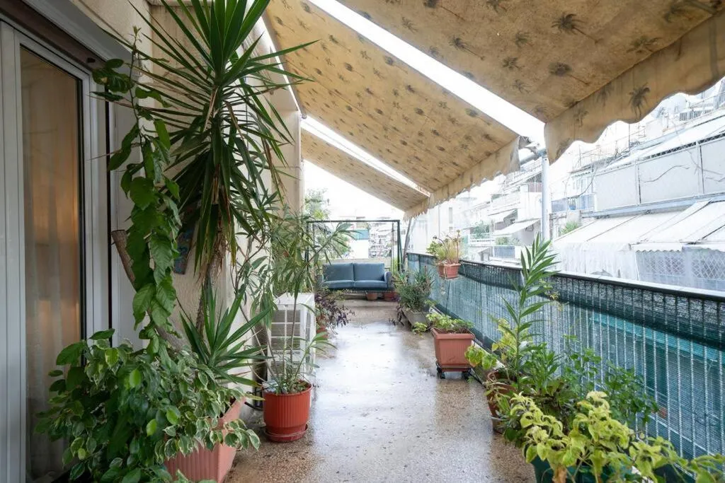 Image 5 of Twin Heights: A Retro Home for 3