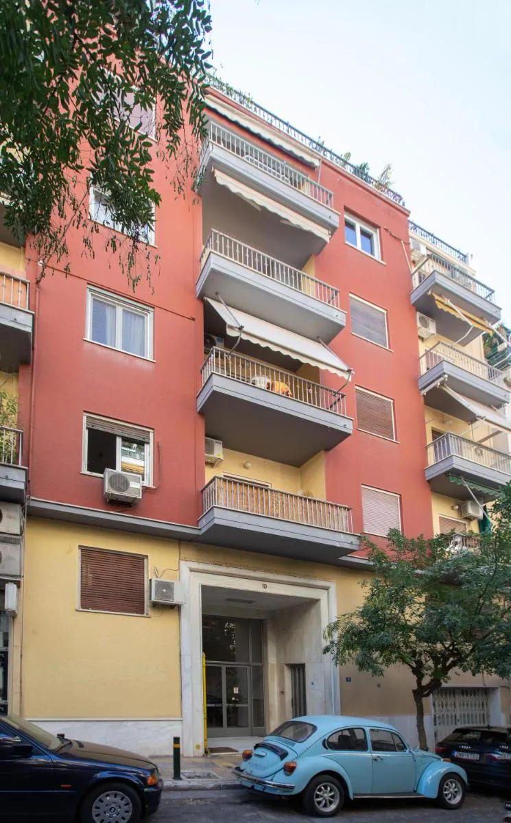 Image 5 of Upscale Luxury Athens Renovated Dream Home in One of the most Favorable Locations by National Gardens, Zoo & Hellenic Parliament in Syntagma and Stylish Exquisite Kolonaki neighborhood