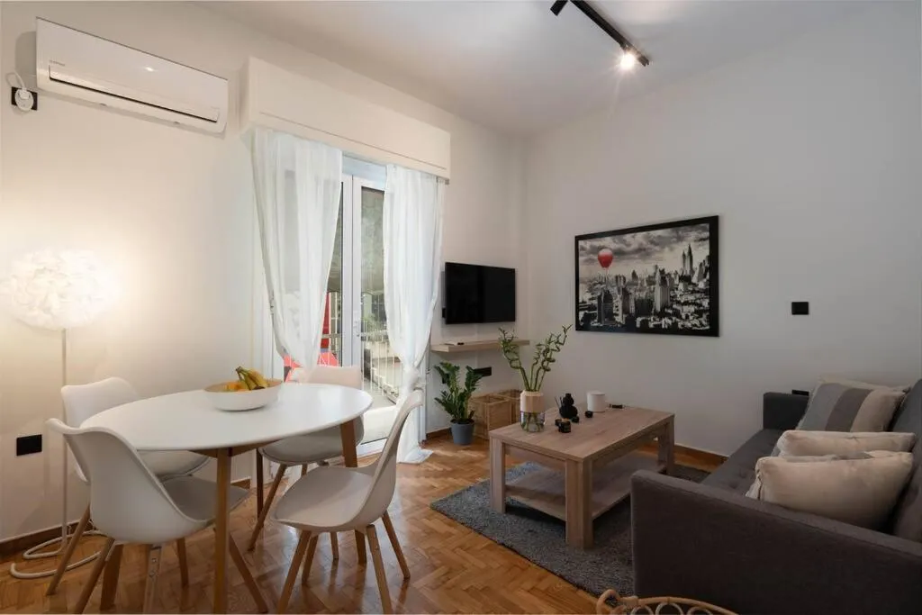 Image 4 of Urban Casa