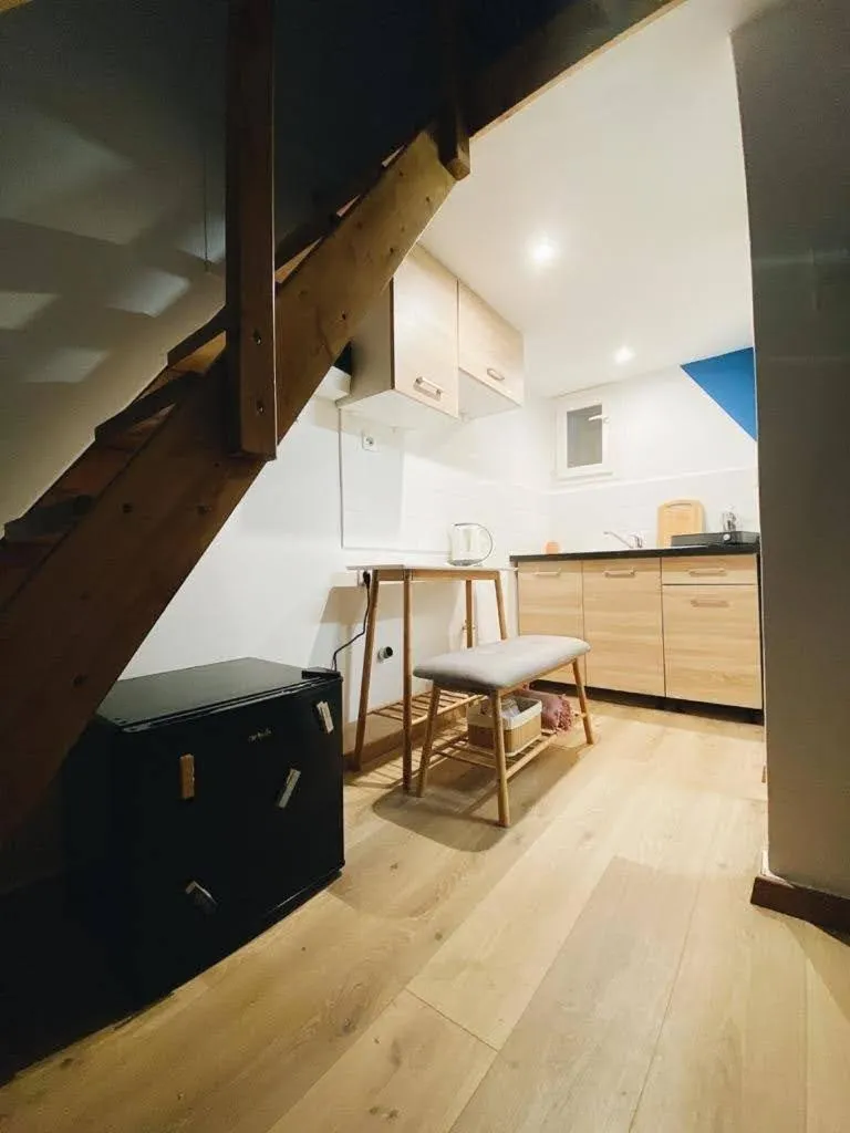 Image 5 of Velestinou Private Maisonette