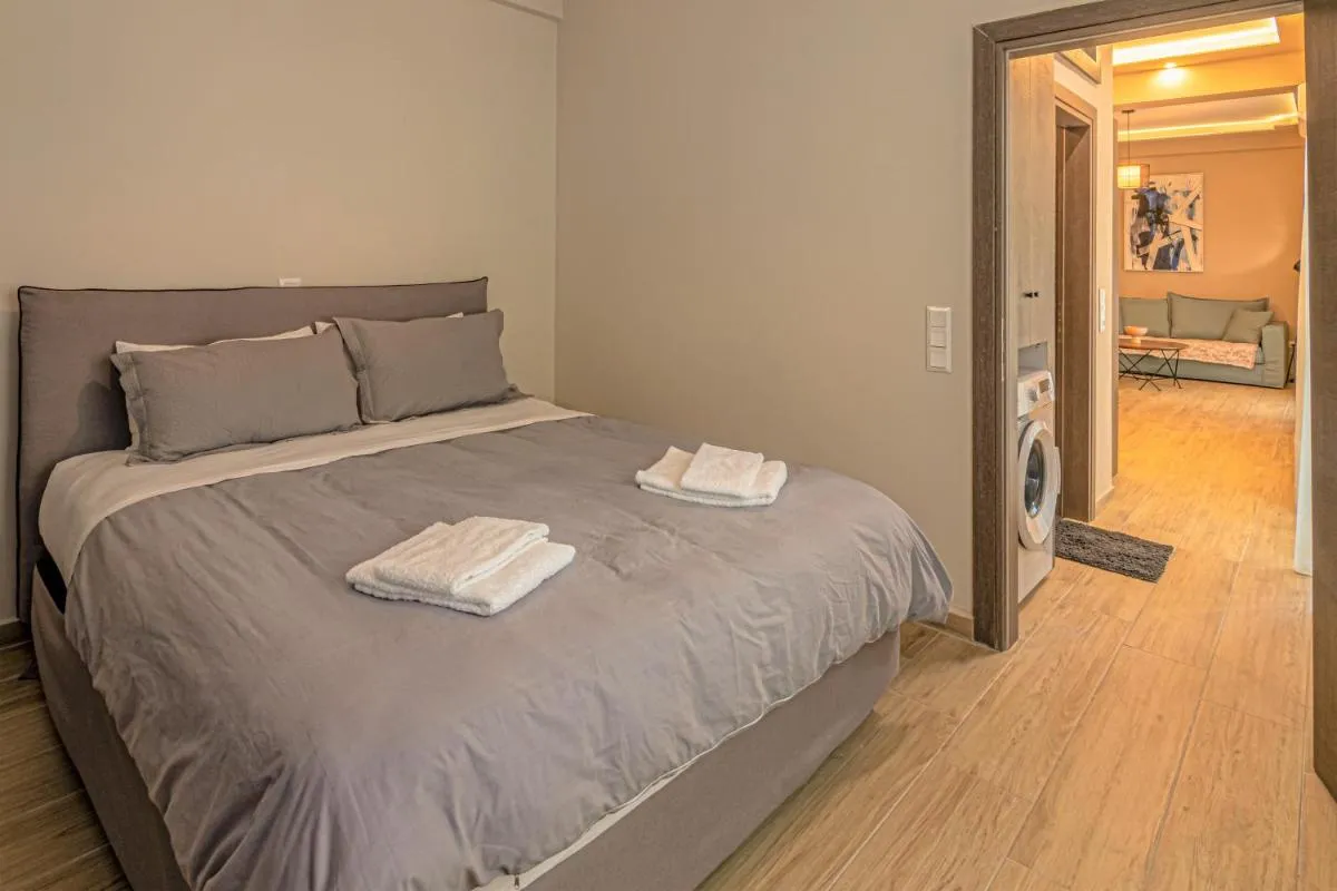 Image 1 of Ventiri Suite 2