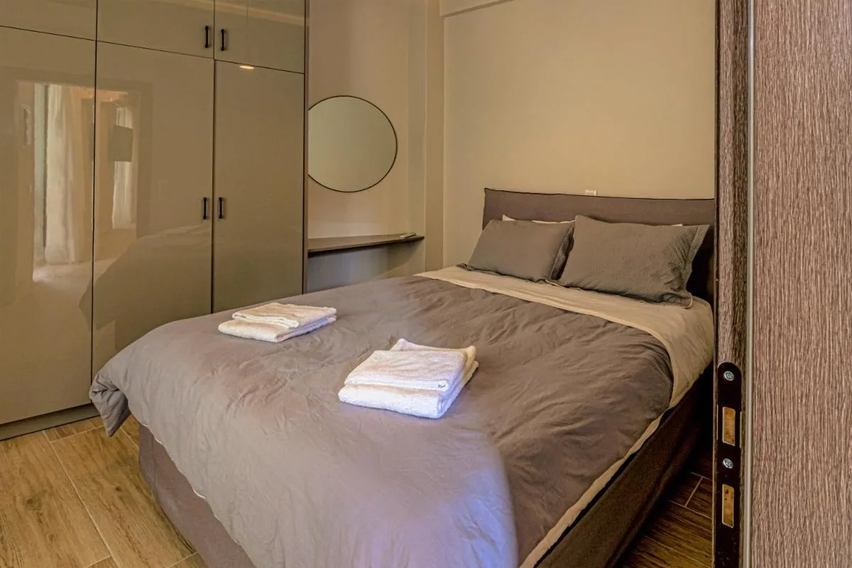 Image 6 of Ventiri Suite 2