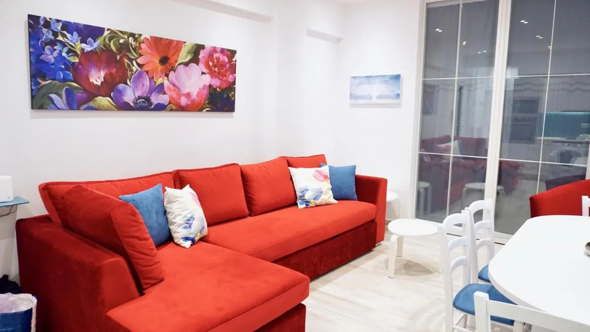 Image 4 of Vibrant & Cozy Apt in Athens