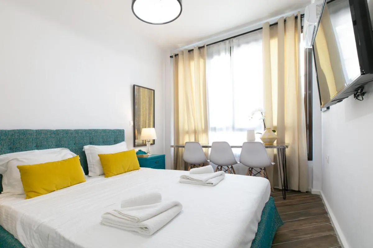 Image 5 of Vibrant Studio Close To Panepistimio Metro-Zaloggou str