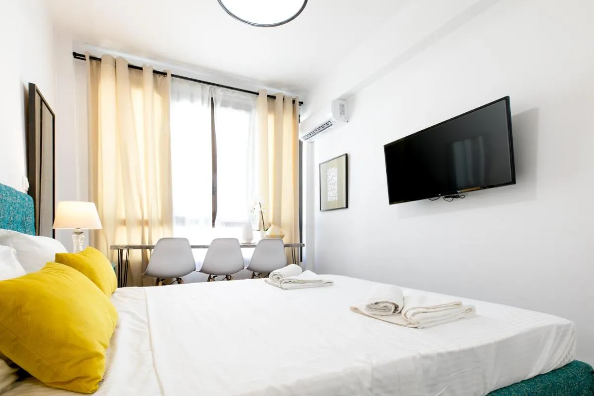 Image 4 of Vibrant Studio Close To Panepistimio Metro-Zaloggou str