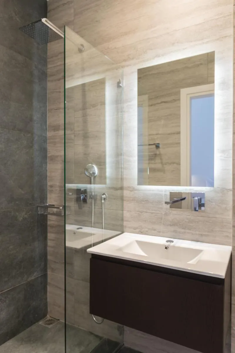Image 3 of Voda Luxury Residence #501