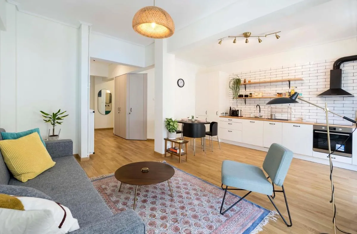 Image 3 of Your Perfect Relaxing Eclectic Gateway In Athens