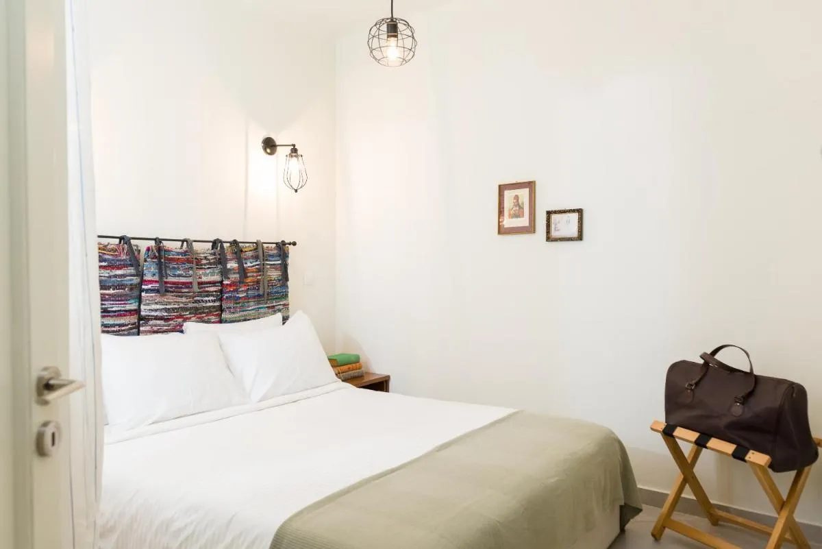 Image 6 of 1930’s Athenian House by YHA
