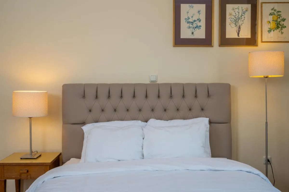 Image 5 of 1930’s neoclassical apt in the heart of Athens