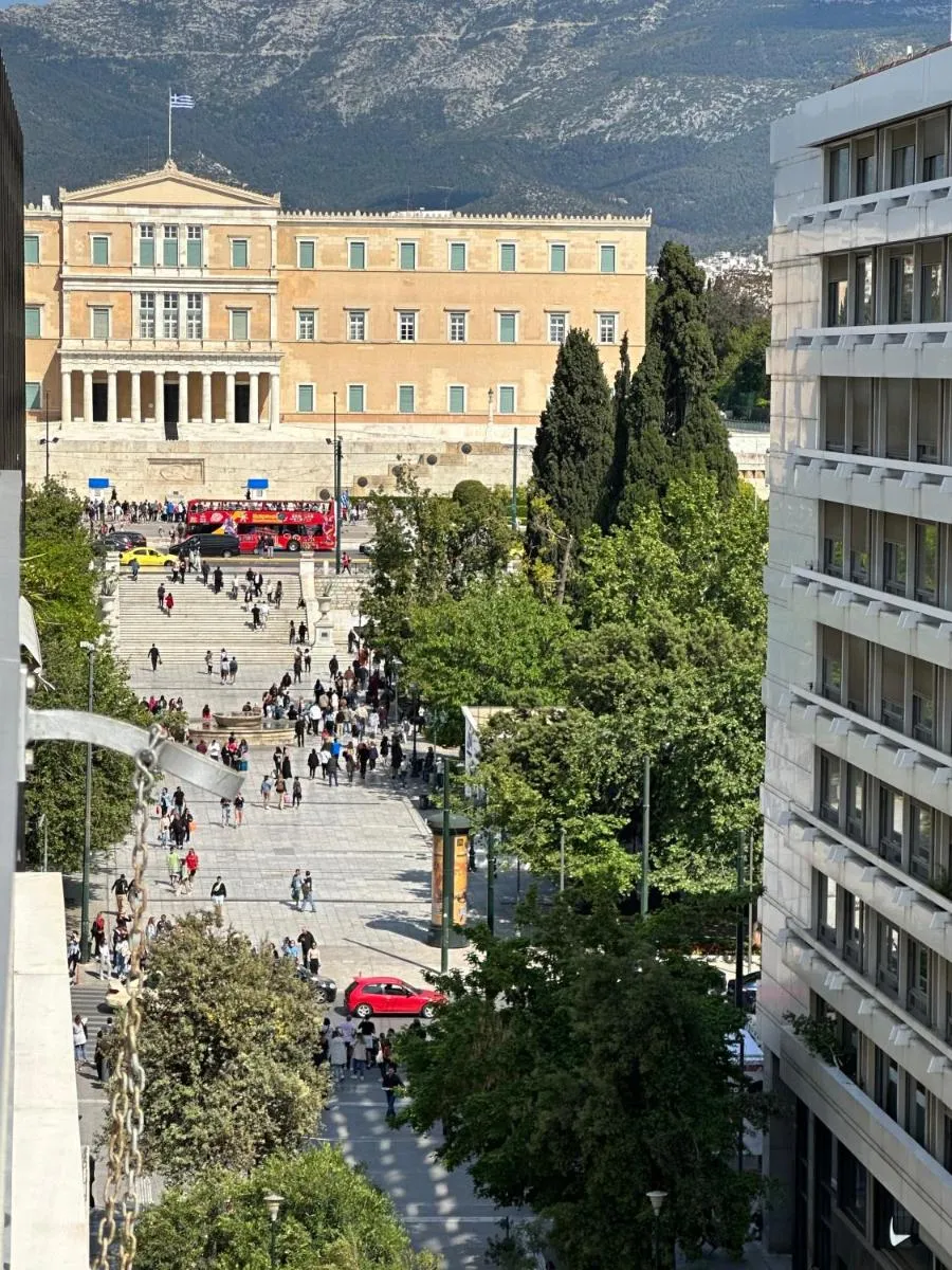 Image 4 of 2 BD Apt in Syntagma with Acropolis view