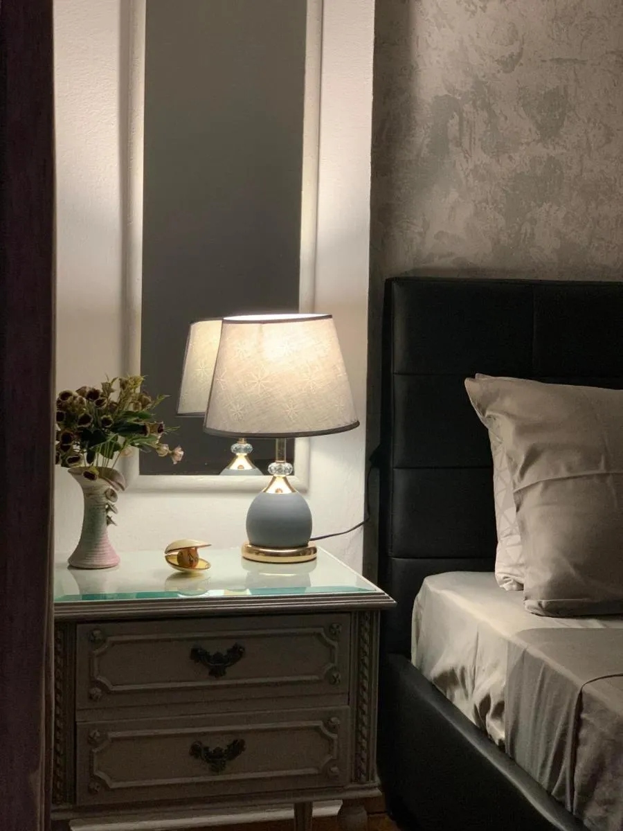 Image 3 of 2 Bedrooms Apartment Center of Athens 4 min Subway
