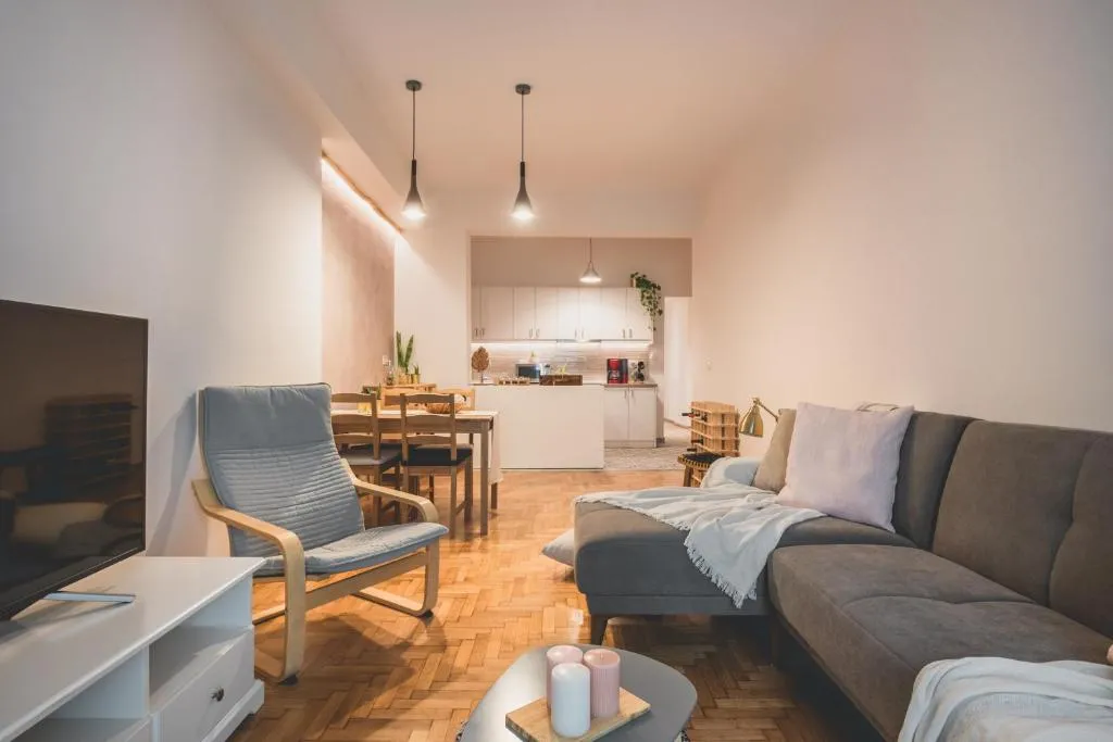 Image of 90m2 Luxury Apartment in the Heart of Athens – Living Stone Sunstone
