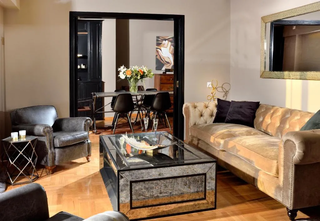 Image of ALTIUS LODGE by K&K