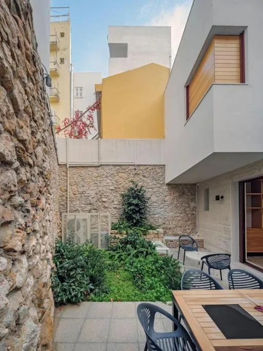 Image 6 of A Neoclassical Mansion in Athens