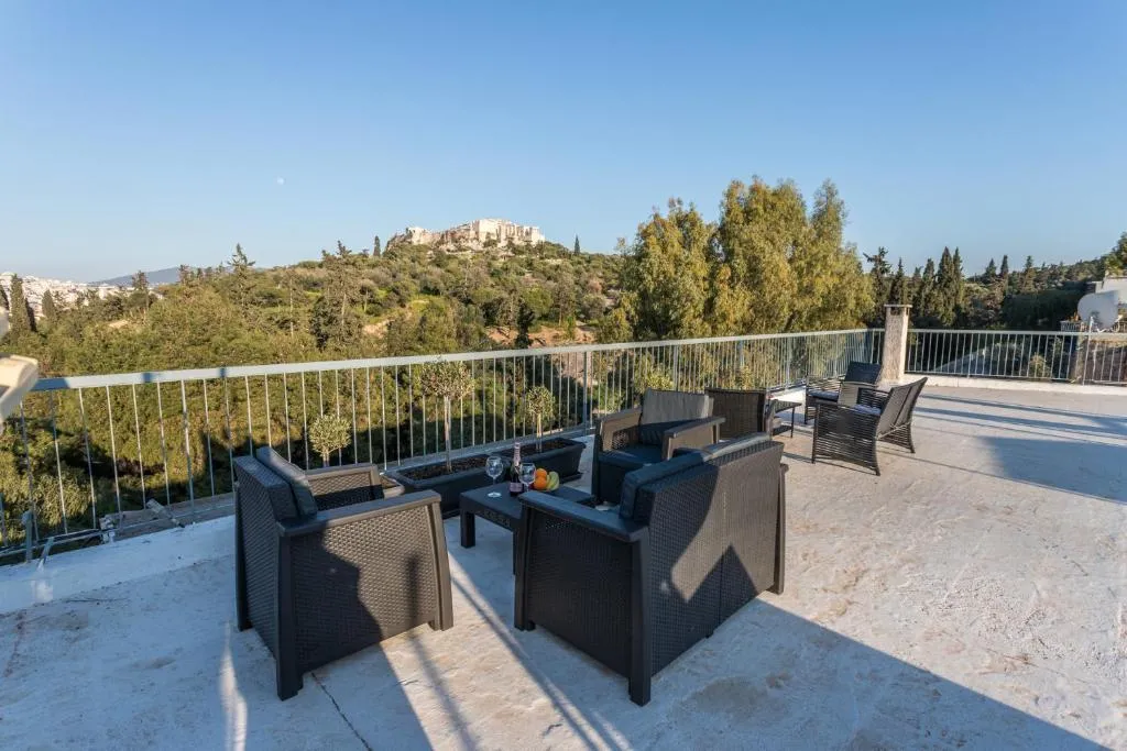 Image of Acropolis Luxury Iris