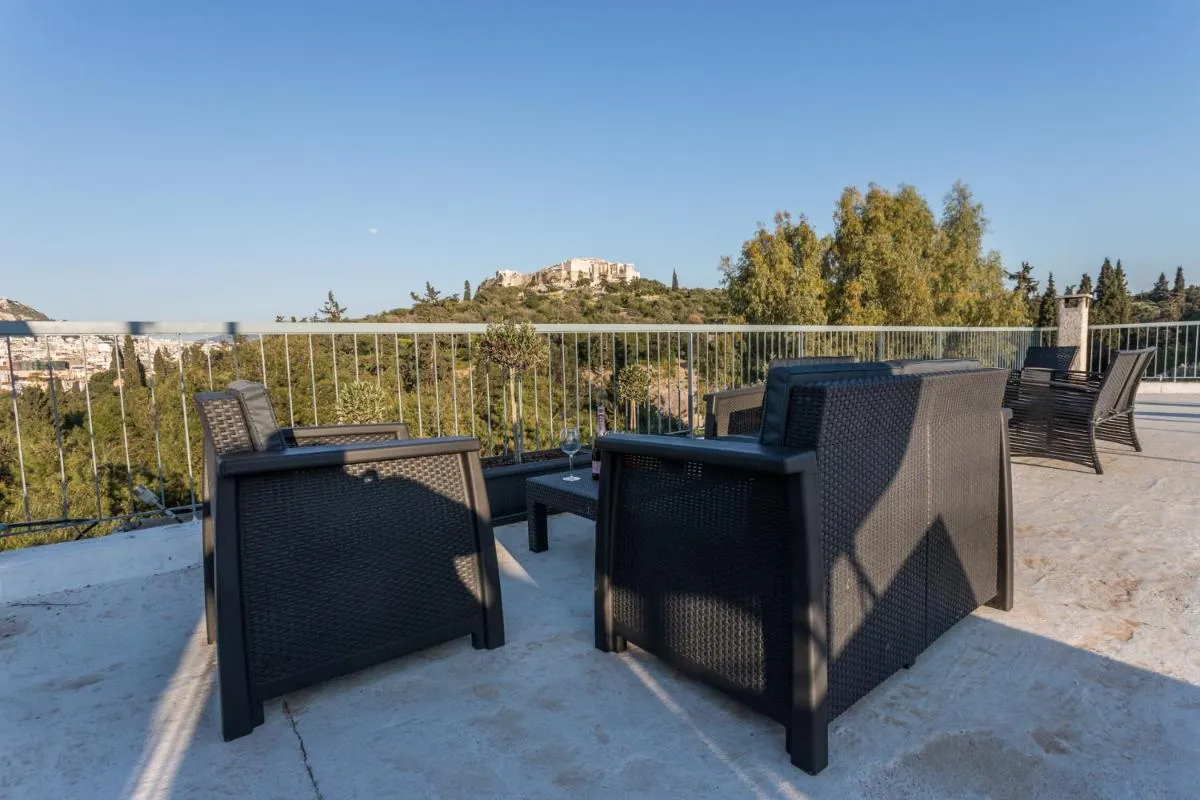 Image 5 of Acropolis Luxury Iris