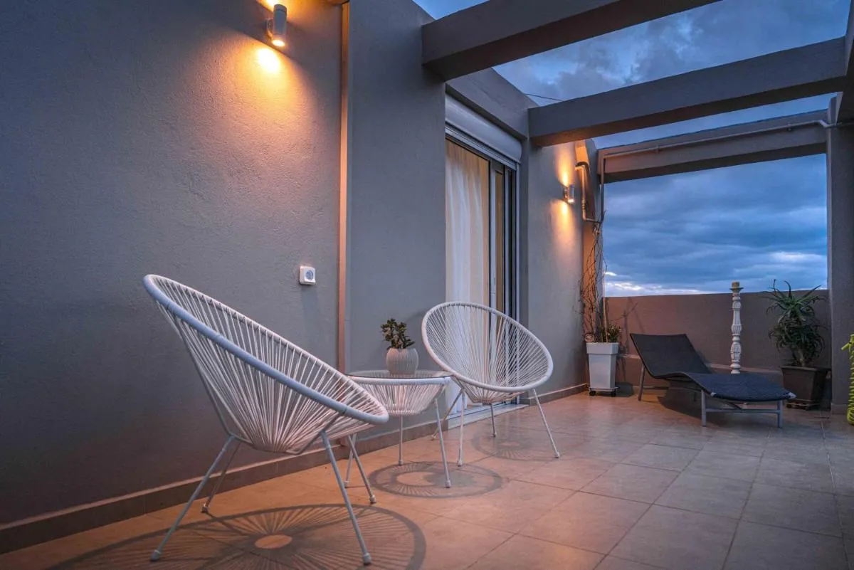Image 3 of Acropolis Panorama Penthouse – Central Cozy Nest