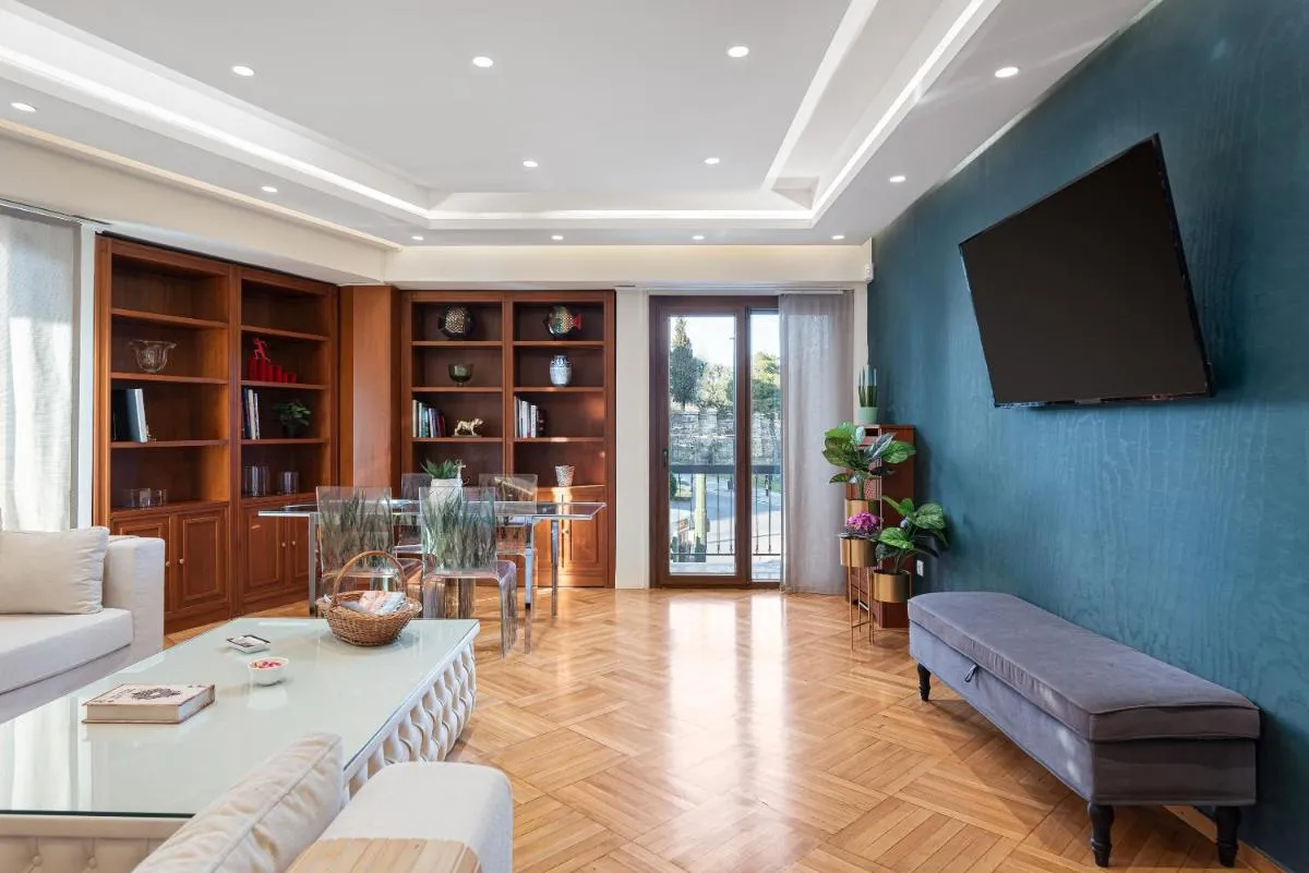 Image 2 of Acropolis Prestige Residence