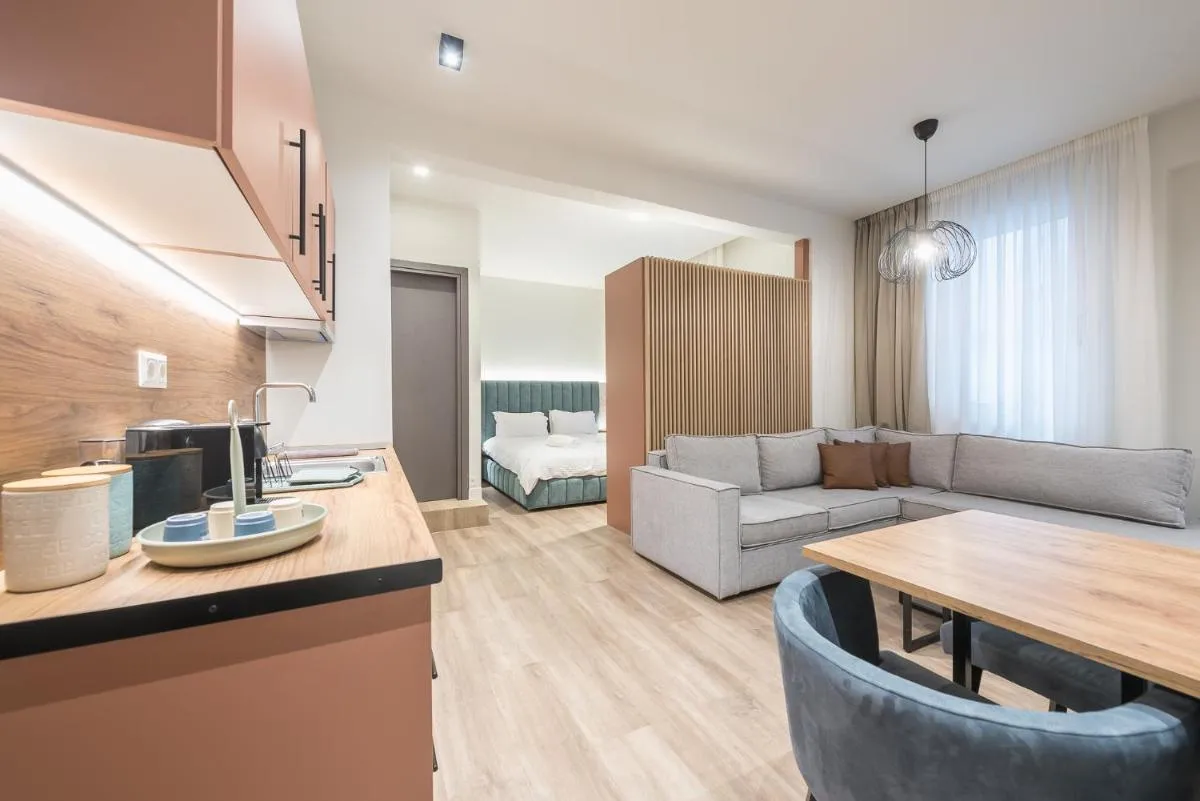 Image 3 of Aeiphoria Suites & Rooms – Athens