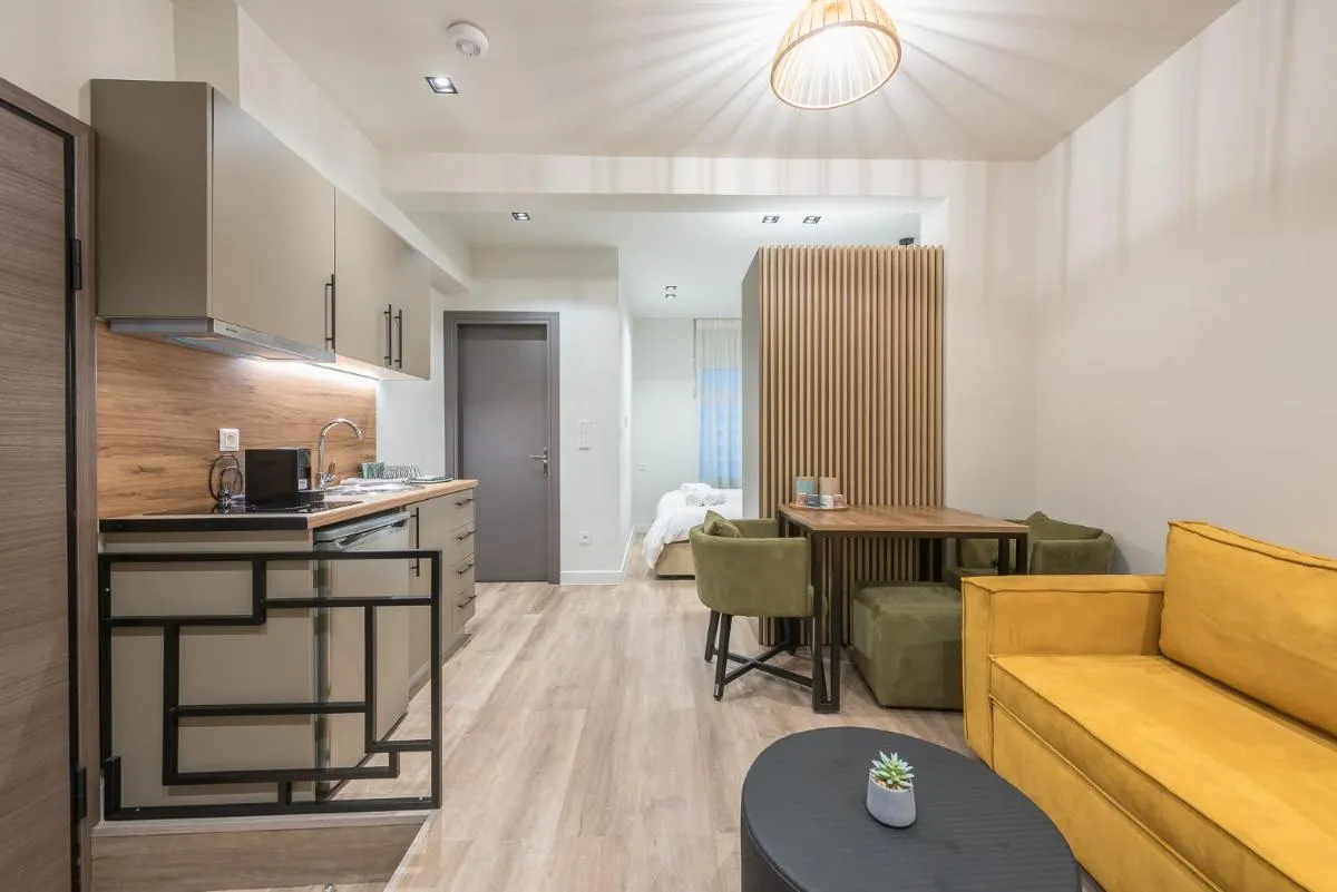 Image 6 of Aeiphoria Suites & Rooms – Athens