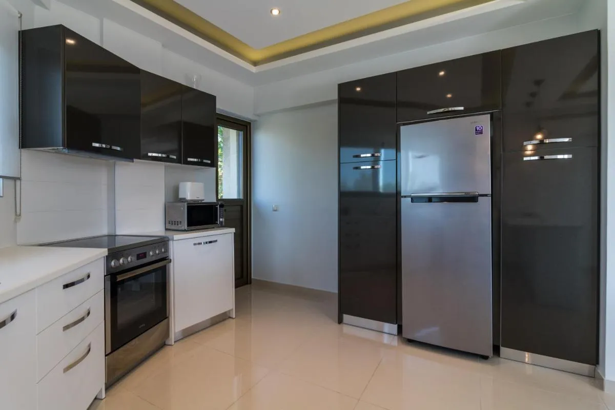 Image 3 of Amazing Holiday Apt with Ocean Views