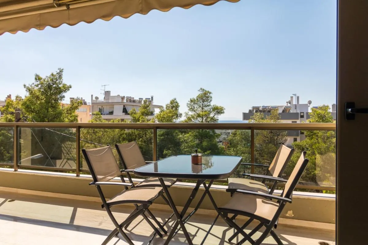 Image 4 of Amazing Holiday Apt with Ocean Views