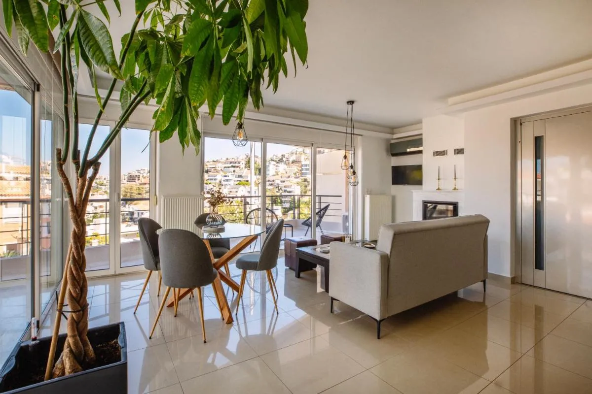 Image 6 of Angel Condos