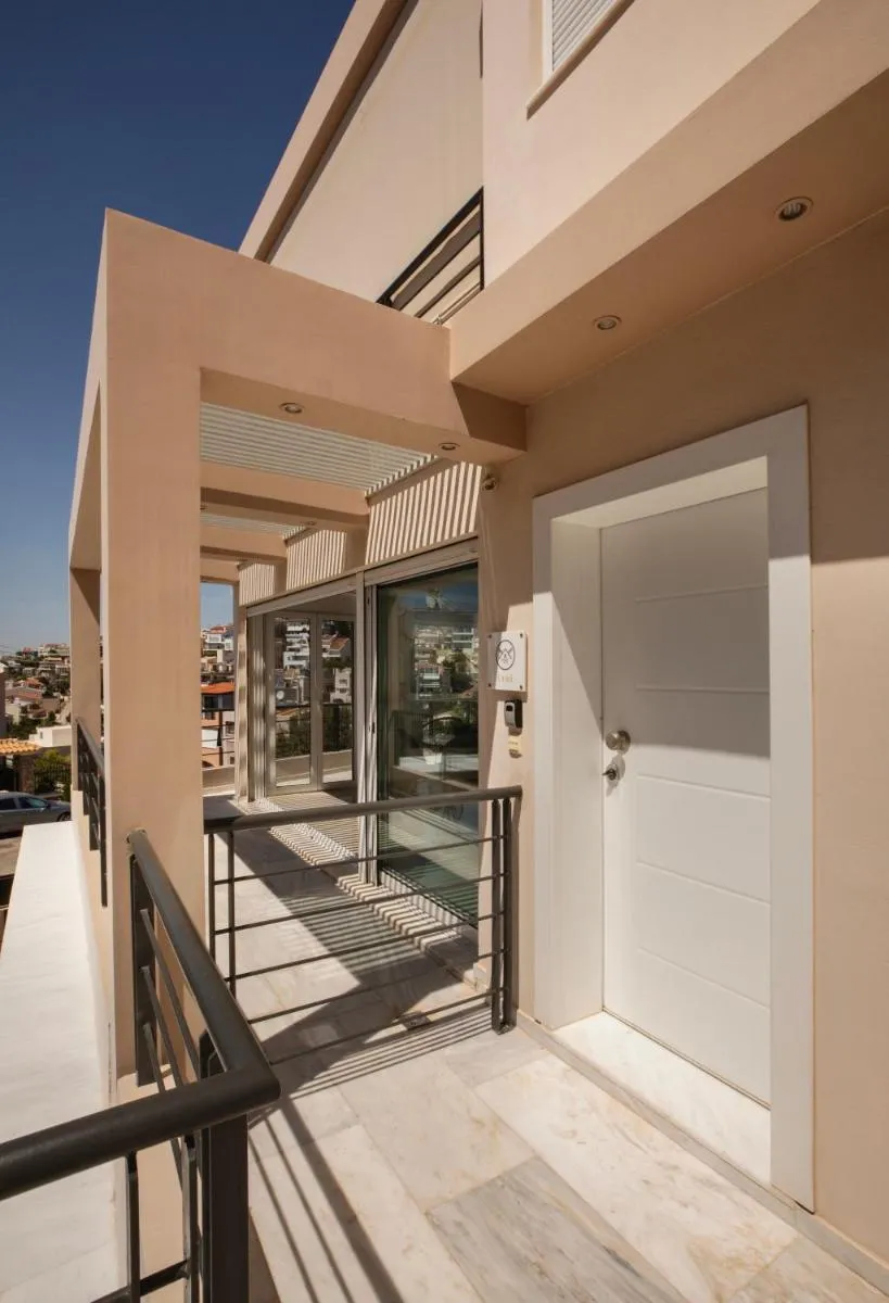 Image 4 of Angel Condos