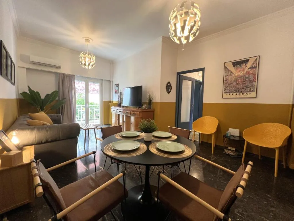 Image of Athenian Vintage Style 2 bdr apartment