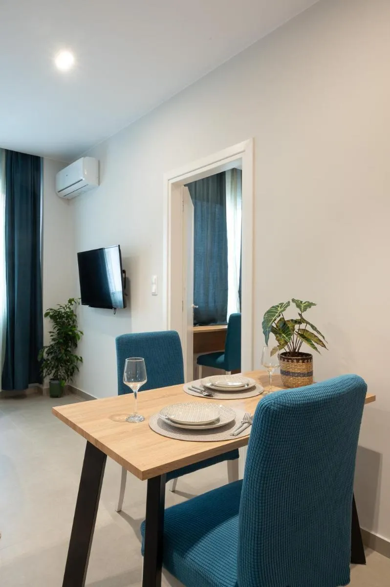Image 5 of Athens Downtown color Apartment