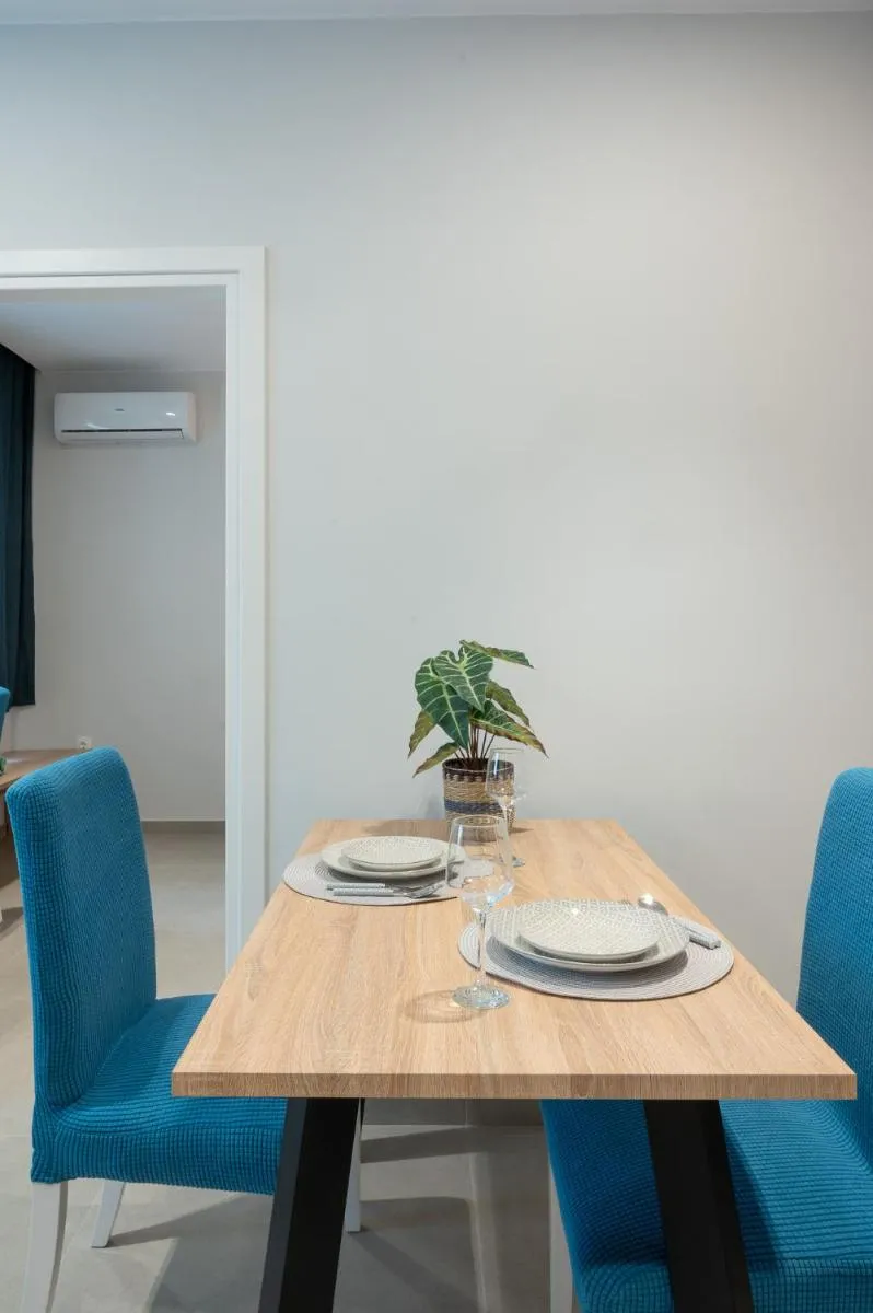 Image 6 of Athens Downtown color Apartment