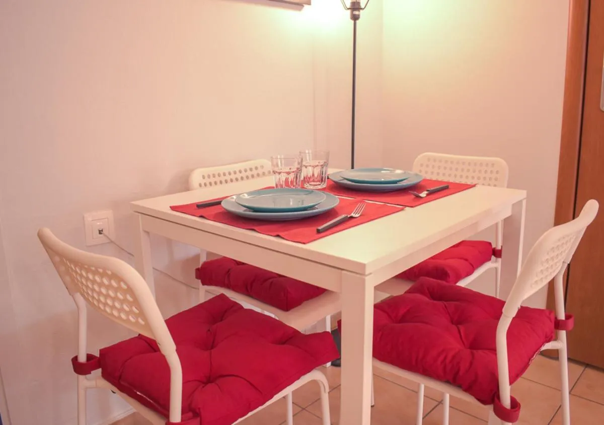 Image 6 of Athens Modern Minimalistic Sunny Studio With Balcony