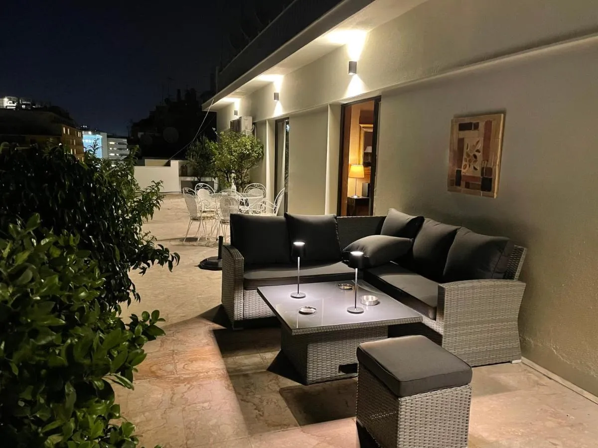 Image 2 of Athens Neos Kosmos penthouse, sea and city view