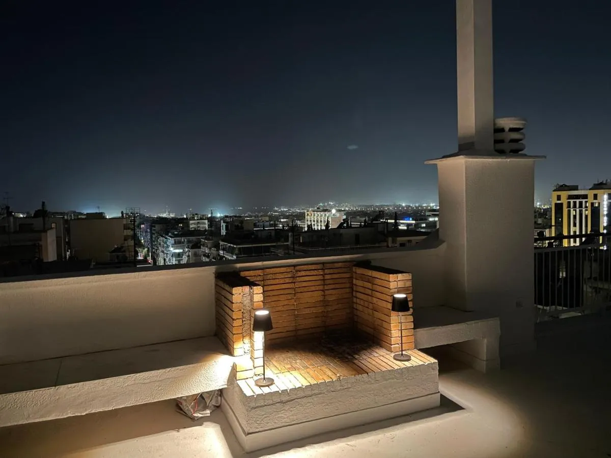 Image 6 of Athens Neos Kosmos penthouse, sea and city view