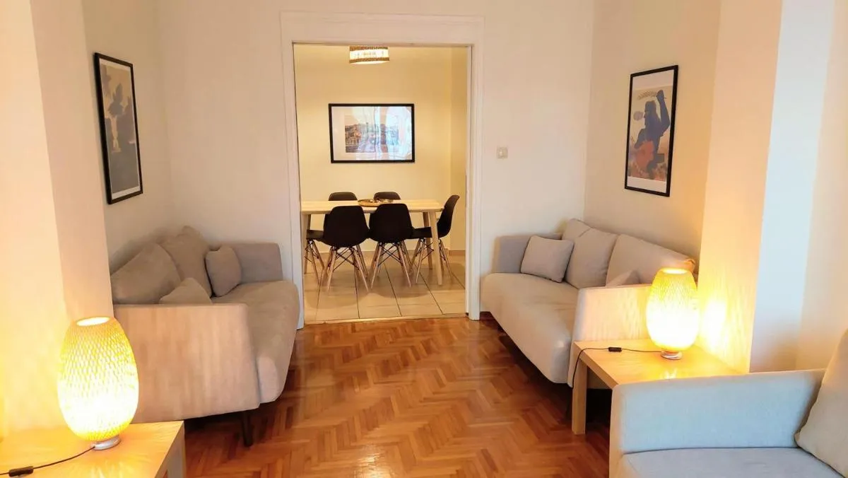 Image 5 of Big apartment in Acropolis museum