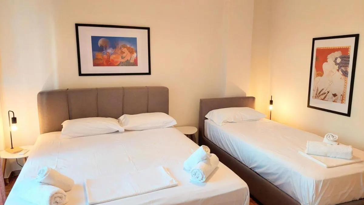 Image 3 of Big apartment in Acropolis museum