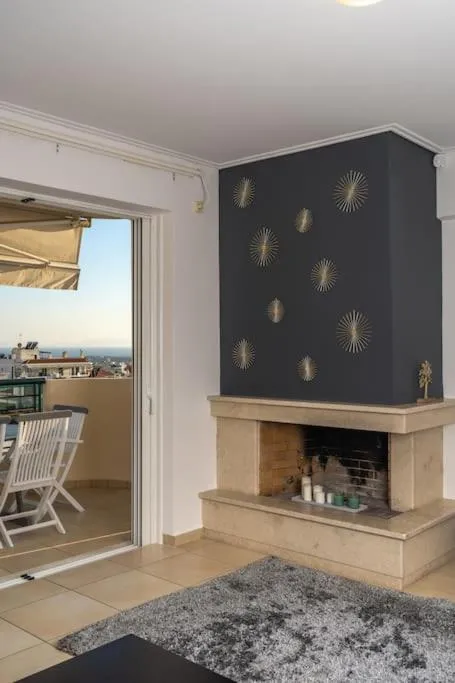Image 3 of Bright & Elegant 2BD Apt w/ View