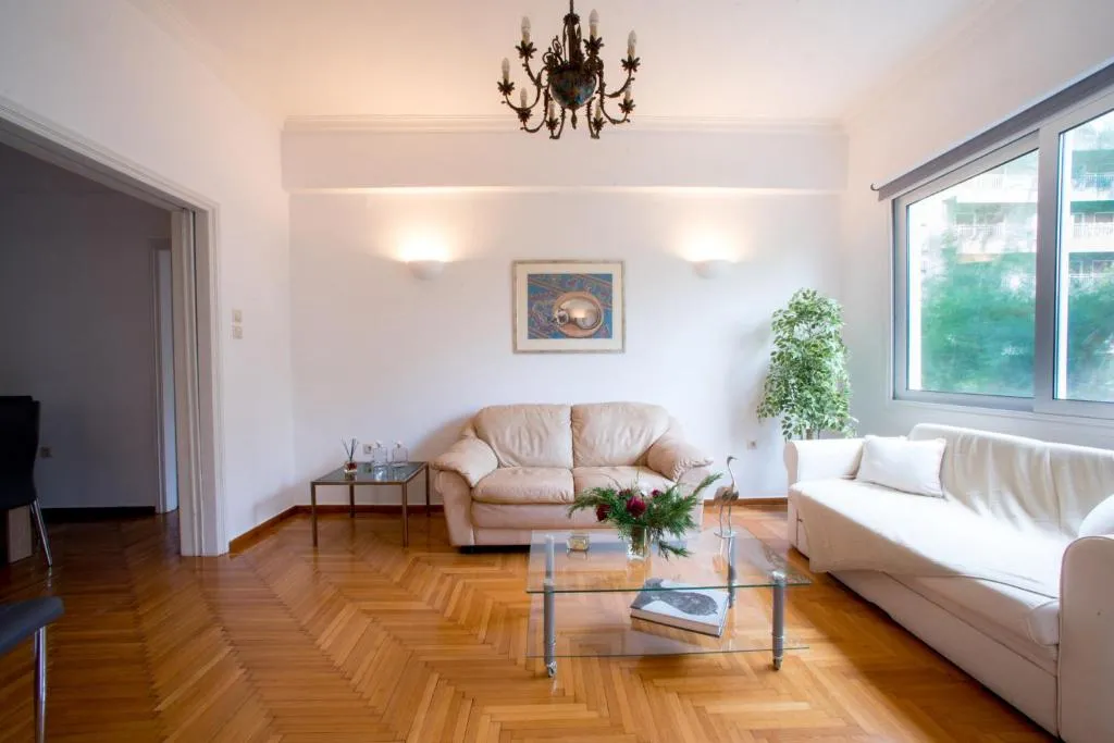 Image of Central 5 Room Apartment