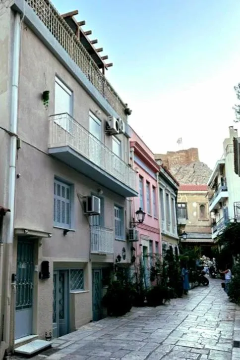Image 3 of Central House in Plaka