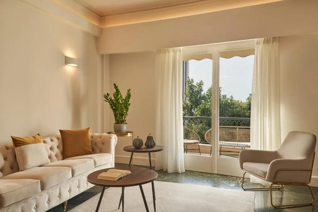 Image of Chic n Bright 3Bd Apt with Hilton View