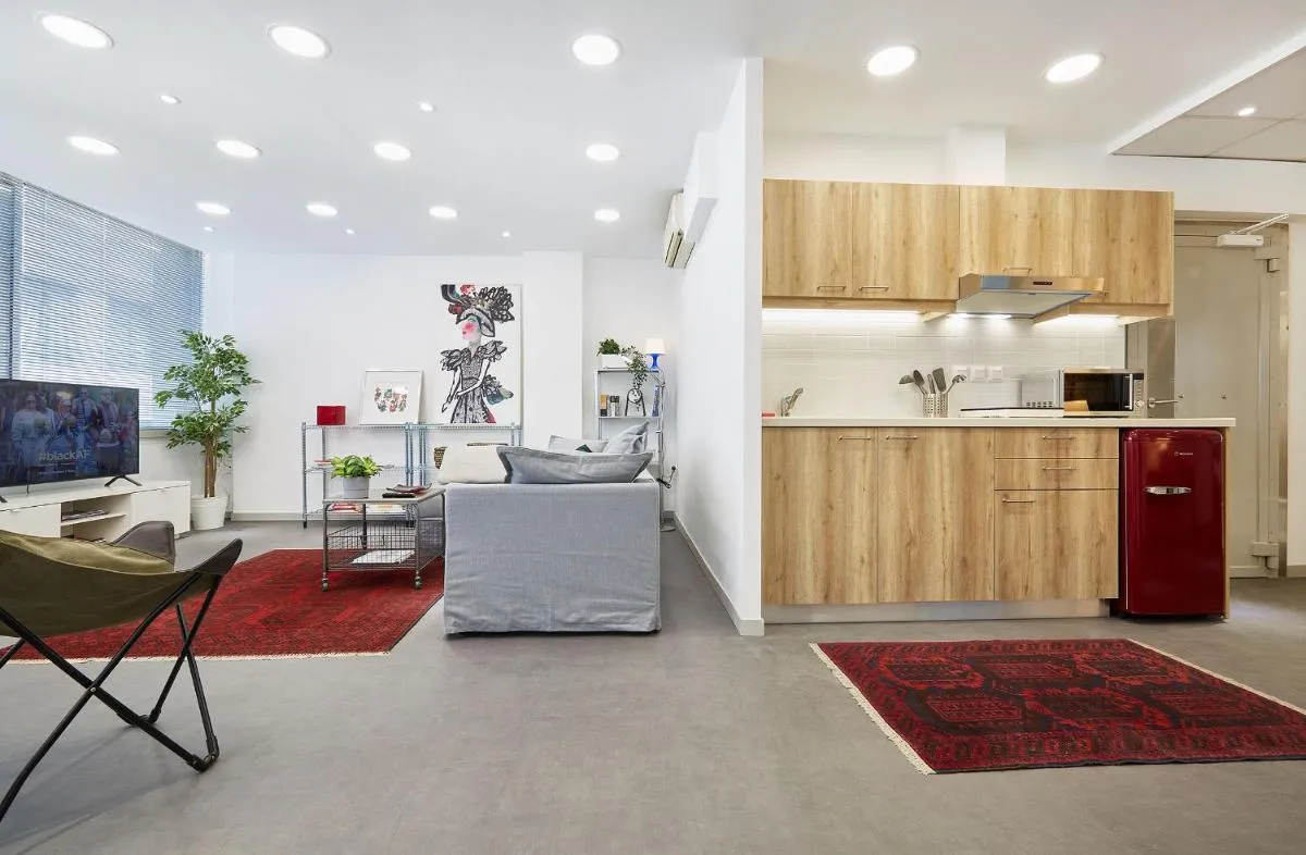 Image 4 of Chloe Boutique Apartments Apollo