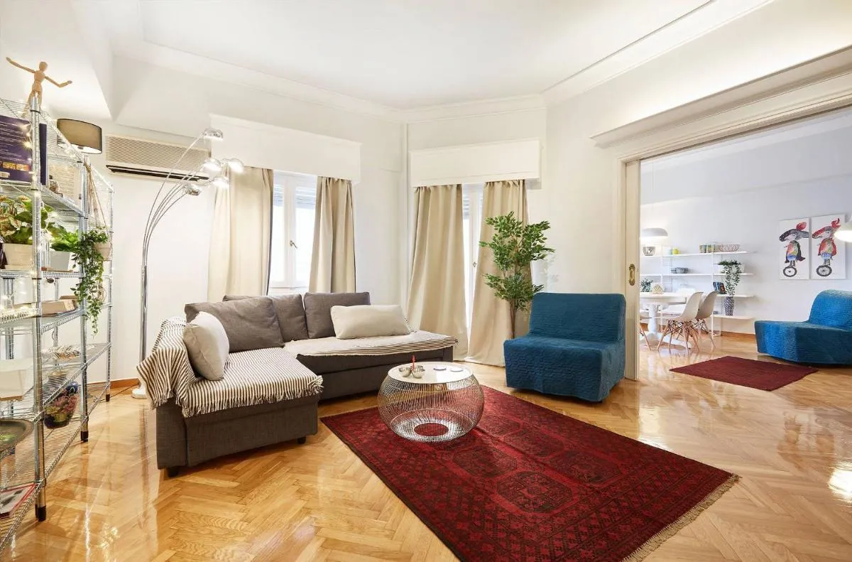 Image 2 of Chloe Boutique Apartments Metropolis