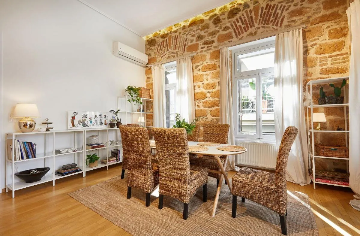 Image 2 of Chloe Boutique Apartments Plaka