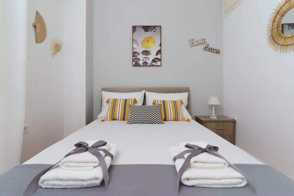 Image 1 of Chris’s spacious apartment 300m from metro
