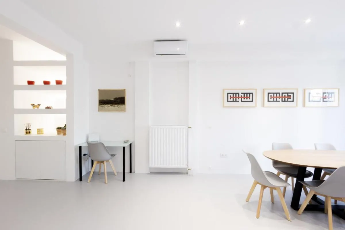 Image 4 of Comfort Sunny Hub with 2 bdr