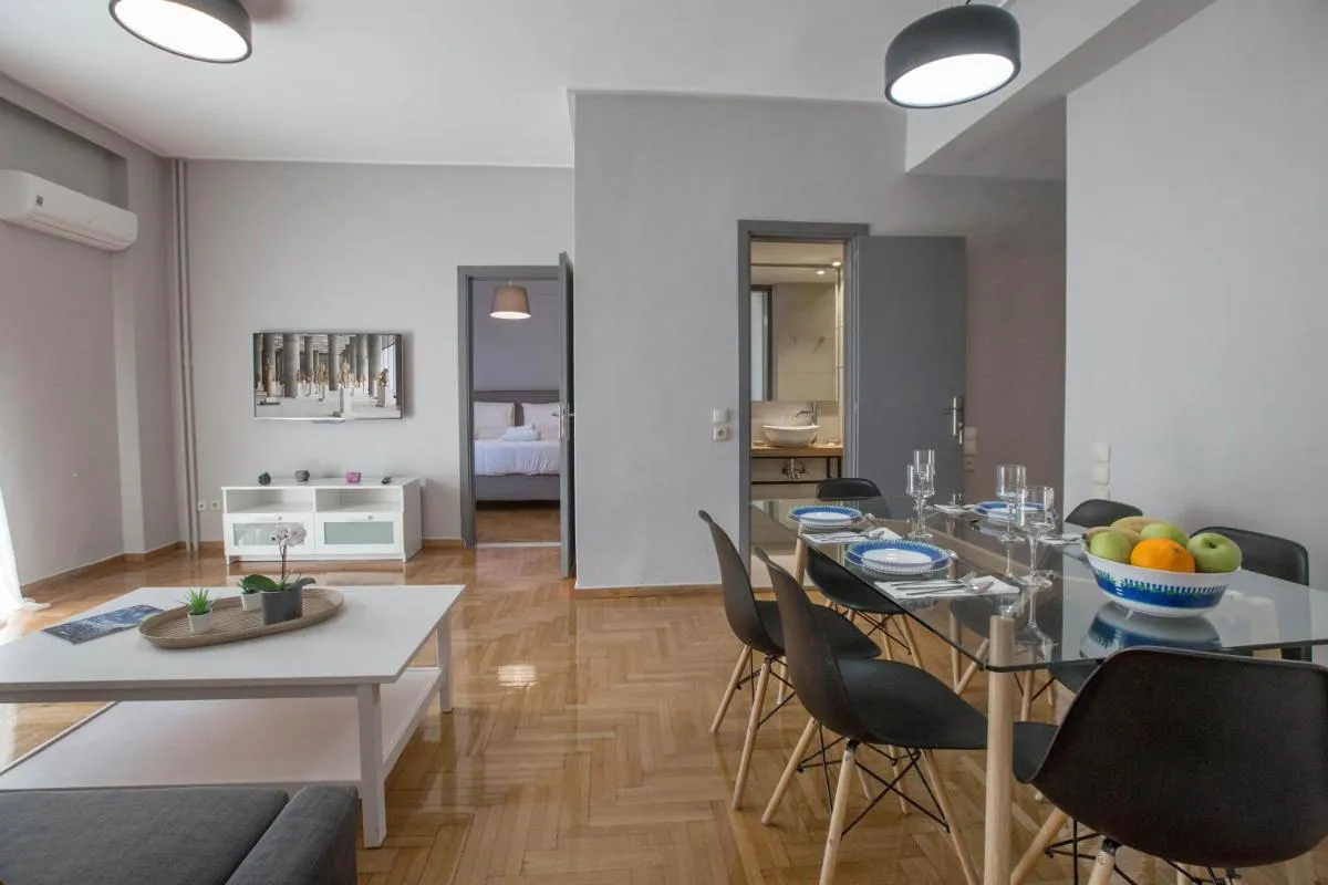 Image 4 of Cozy apartment in Syntagma-Plaka by GHH
