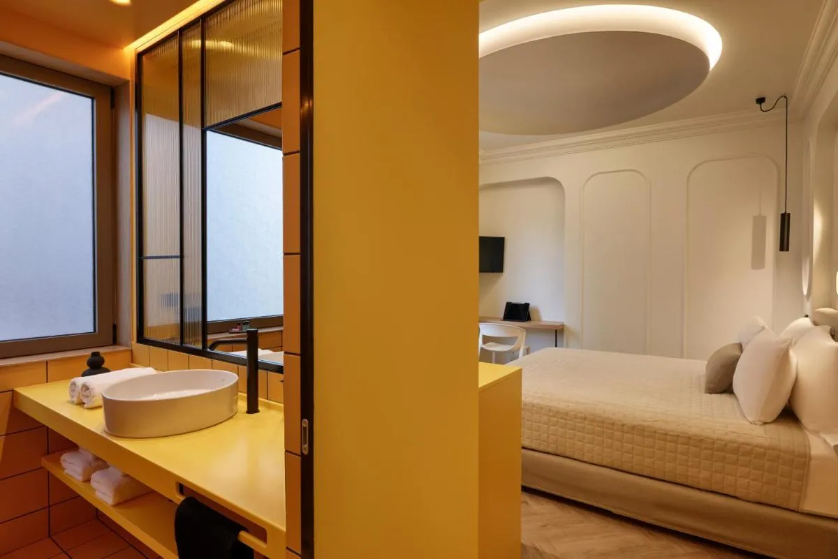 Image 6 of DWELL – Elegant City Stay