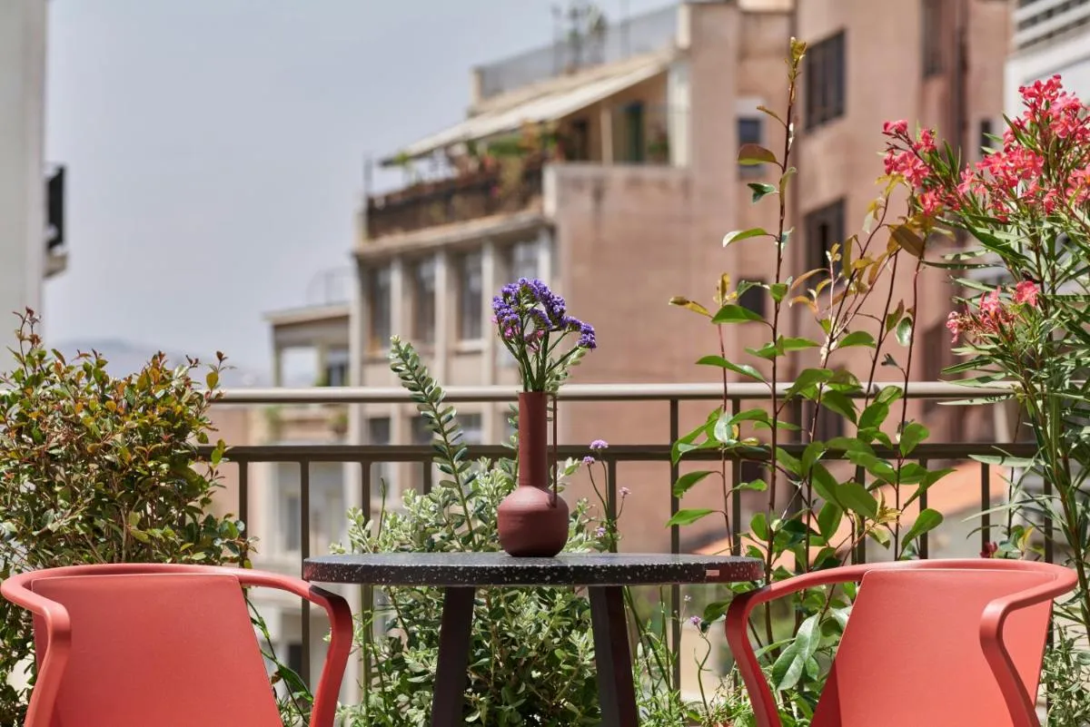 Image 2 of DWELL – Elegant City Stay