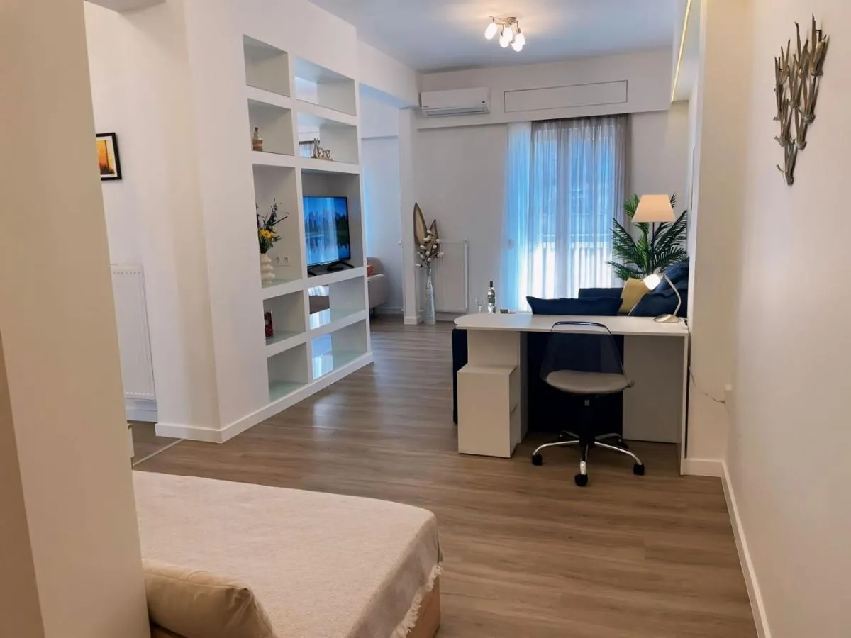 Image 6 of Dante Apartment