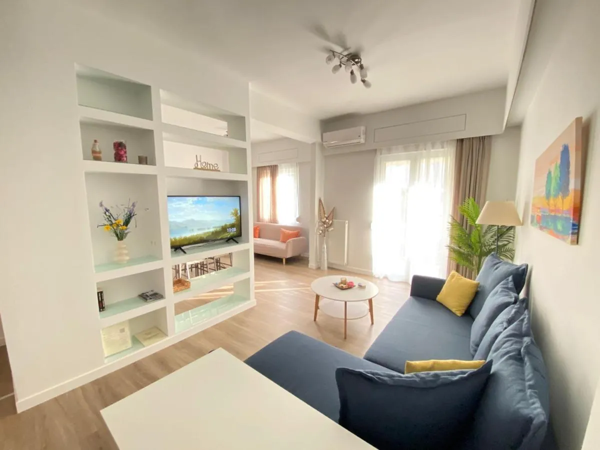 Image 3 of Dante Apartment